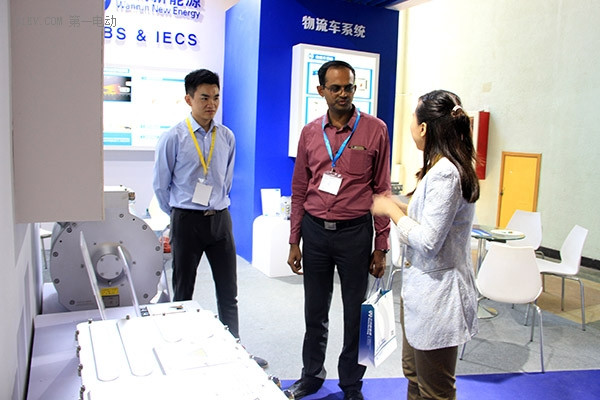 携三大创新技术与动力总成系统，福建万润闪耀2017道路运输展